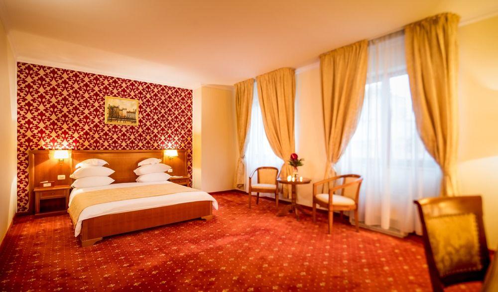 Hotel Opera Plaza Cluj-Napoca Extérieur photo