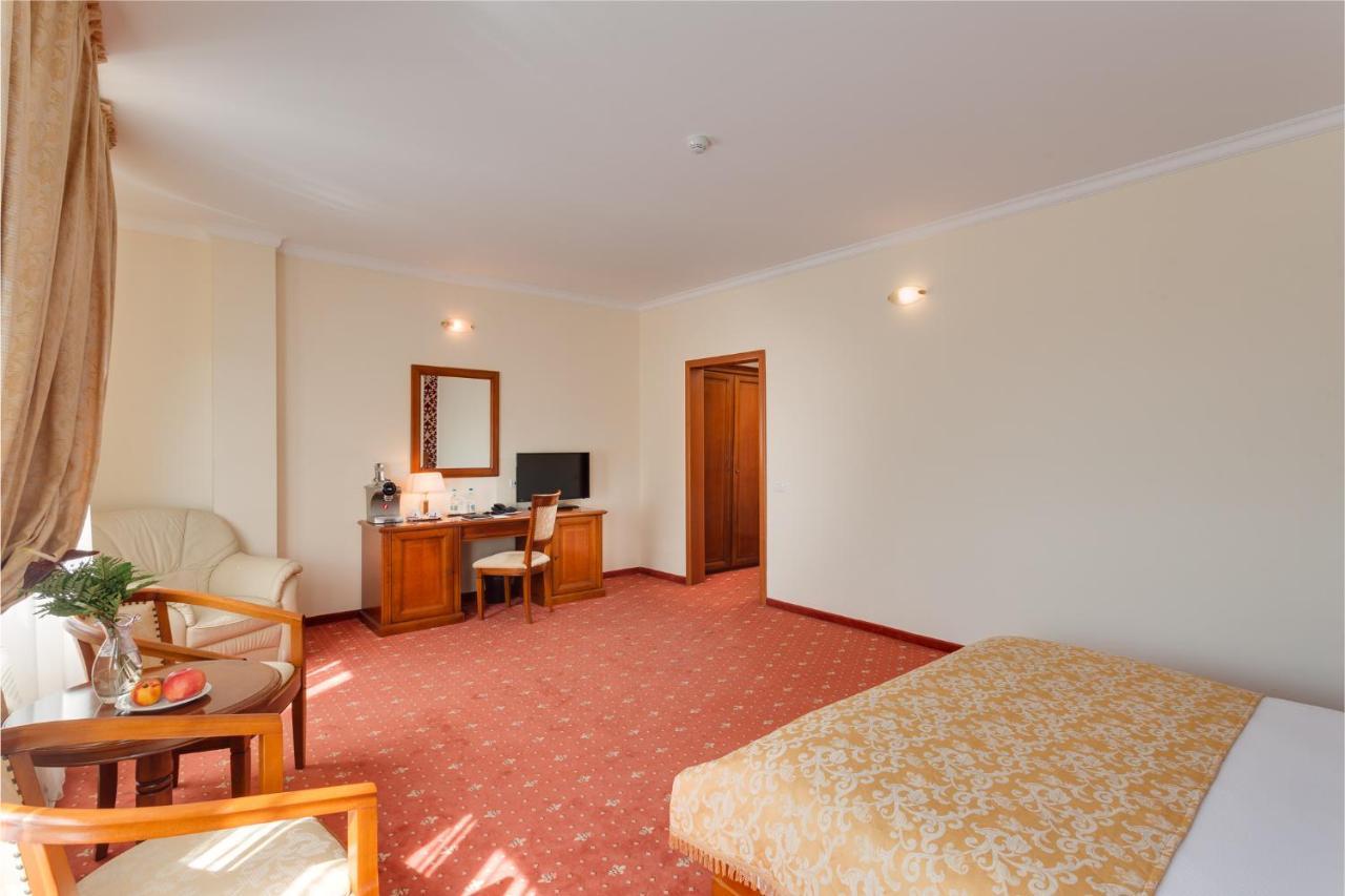 Hotel Opera Plaza Cluj-Napoca Extérieur photo