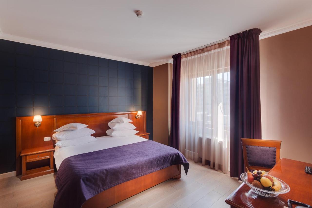 Hotel Opera Plaza Cluj-Napoca Extérieur photo