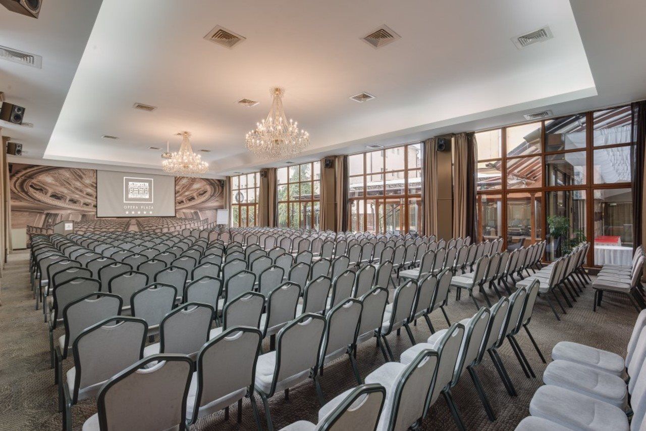 Hotel Opera Plaza Cluj-Napoca Extérieur photo