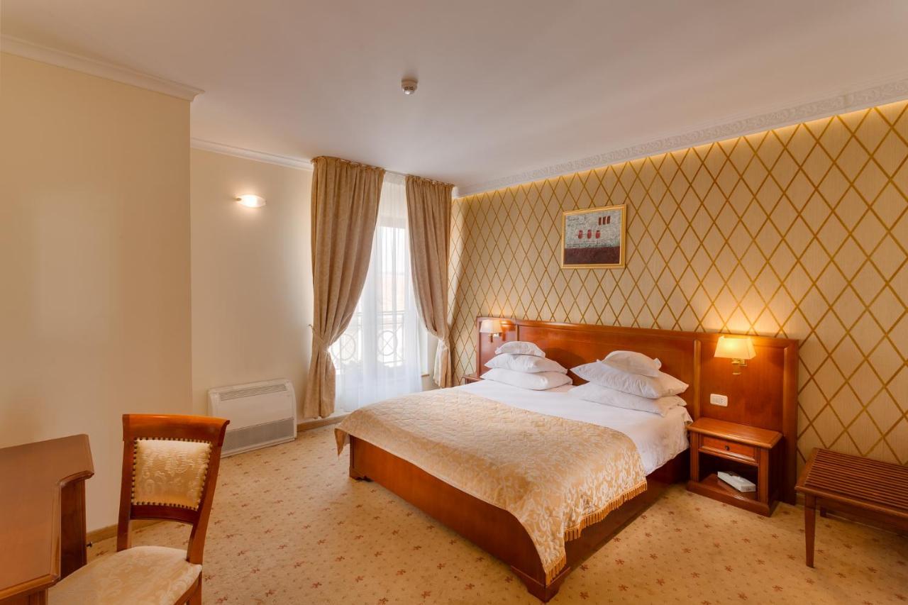 Hotel Opera Plaza Cluj-Napoca Extérieur photo